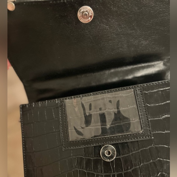 Cute vintage black leather crossbody/handbag - Picture 4 of 4